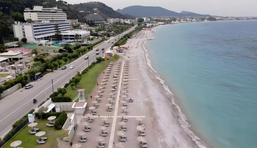 Plaża Ixia na Rodos w Grecji